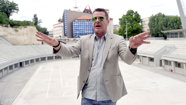 ВЛАДУ ГЕОРГИЕВА ЖЕНА НАШЛА БЕЗ СВЕСТИ: Након што је завршио у Ургентном центру, огласио се на Твитеру